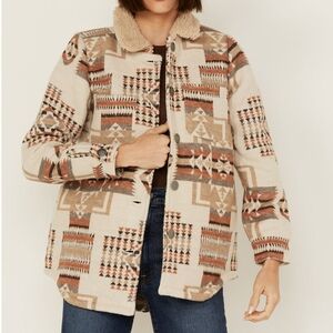 Cotton & Rye Ivory Aztec Print Sherpa Lined Jacket, Warm Gorpcore, Size XL.